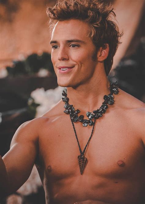 finnick odair|Finnick Odair .